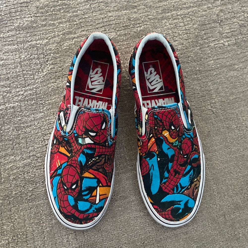 Vans Off the Wall Limited Edition MARVEL Spiderman Shoes